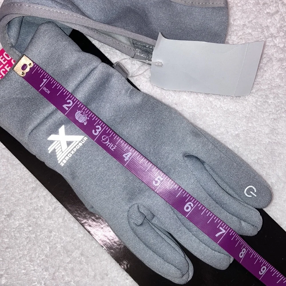 NWT girls fleece headband and fleece gloves set m/l